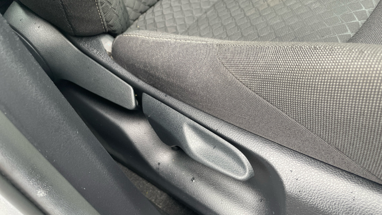 Toyota C-HR 1.8 Hybrid Icon 5dr CVT Hybrid Hatchback